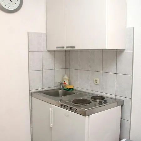 4565a *